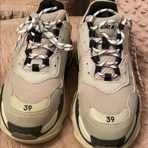 Christmas gift, Only worn once, too big